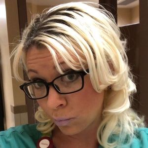 Meet your Posher, Lindsay